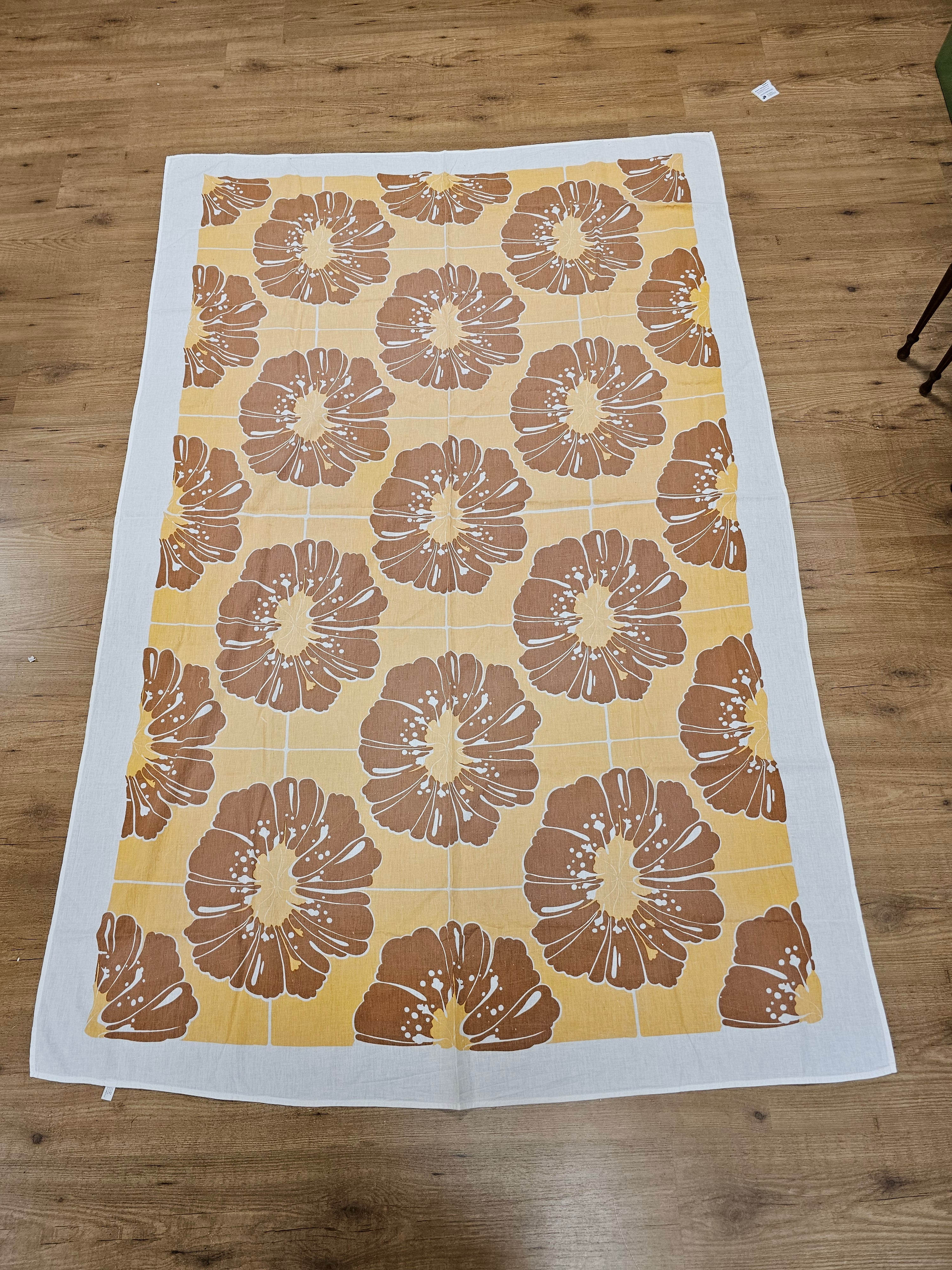 Gebloemd laken bruin oranje 200 x 135 cm