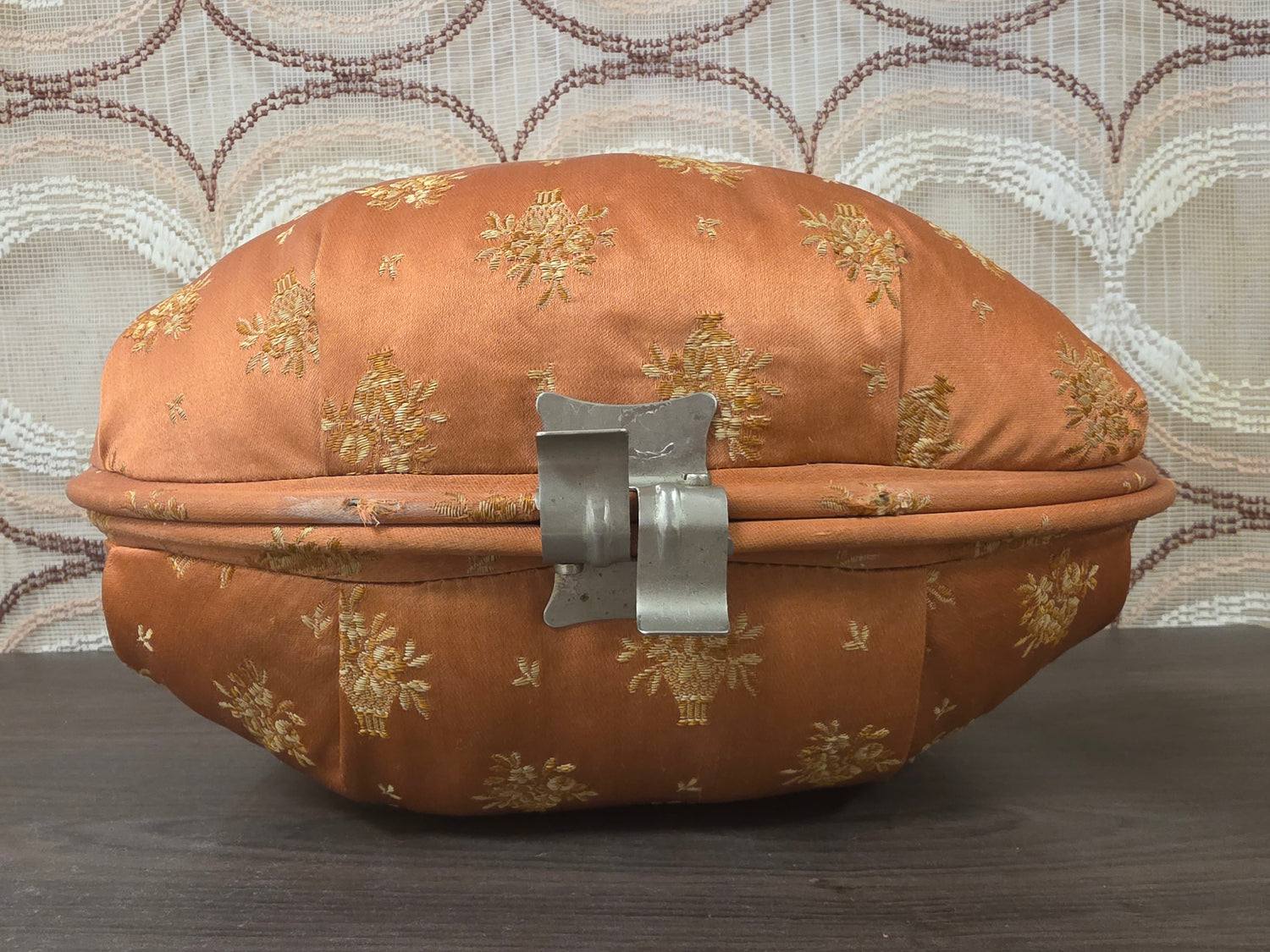 Vintage theebeurs met knip oranje goud