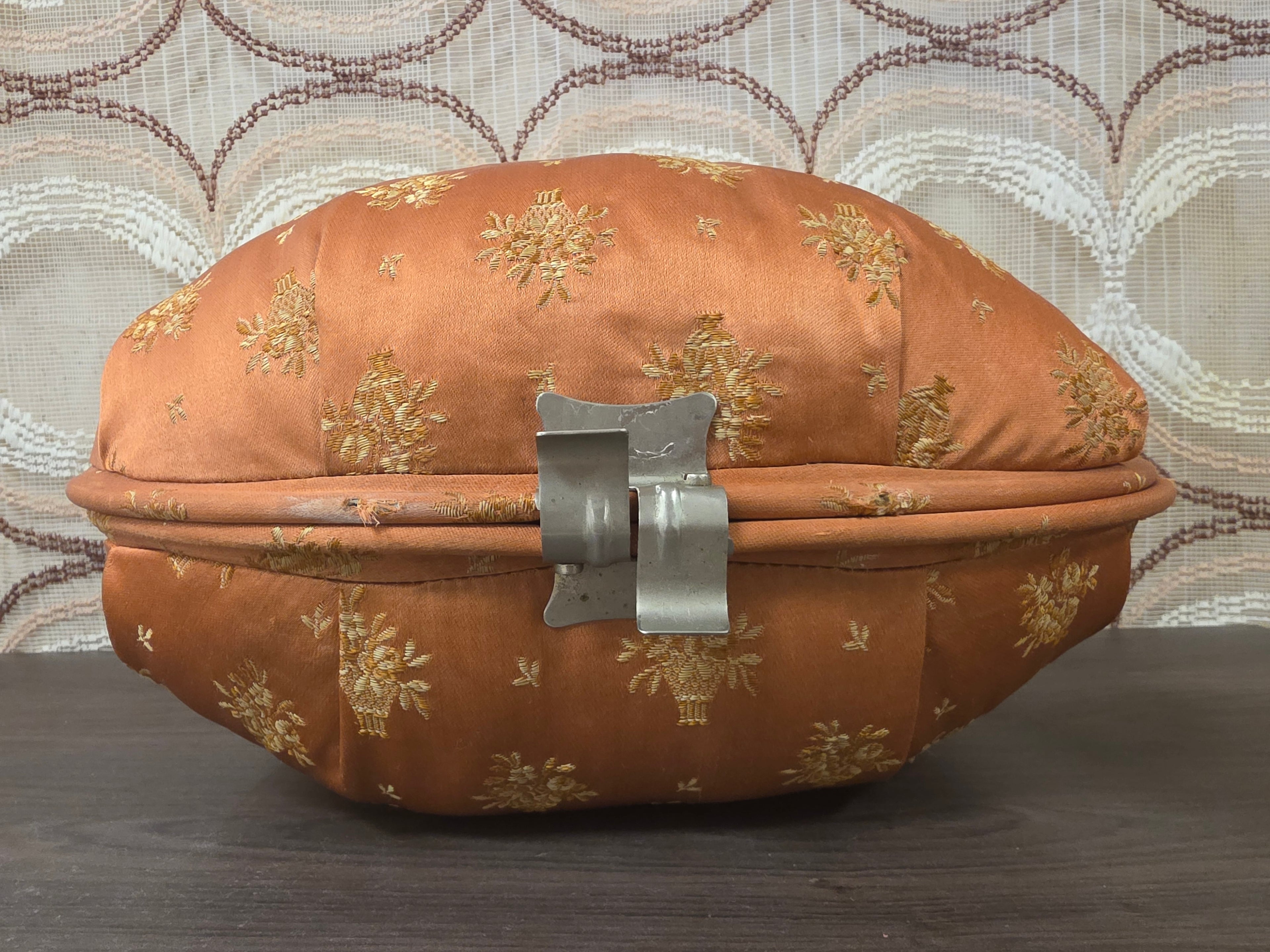 Vintage theebeurs met knip oranje goud