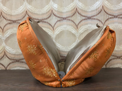 Vintage theebeurs met knip oranje goud