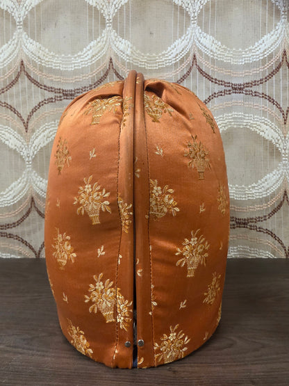 Vintage theebeurs met knip oranje goud