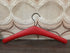 Skailederen kledinghanger rood
