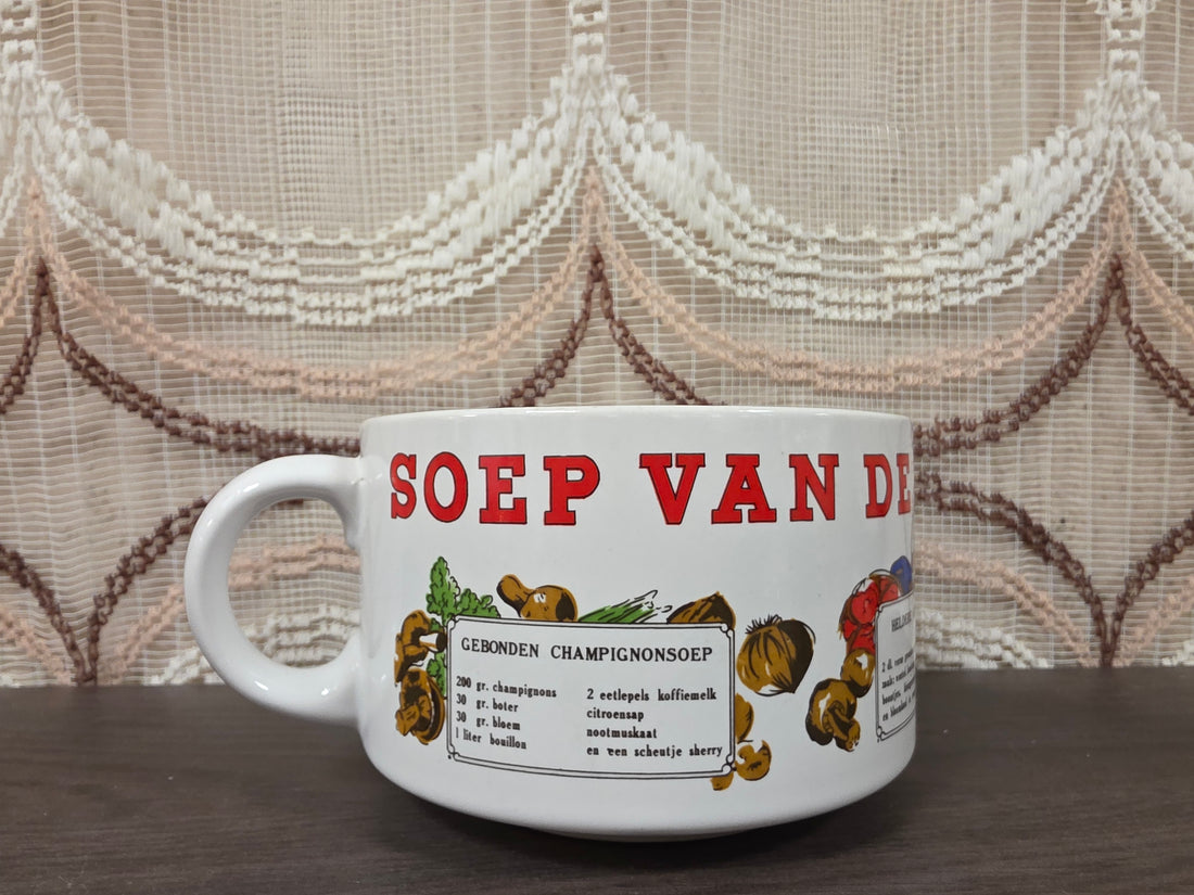 Vintage soepkom Soep van de dag met drie soeprecepten