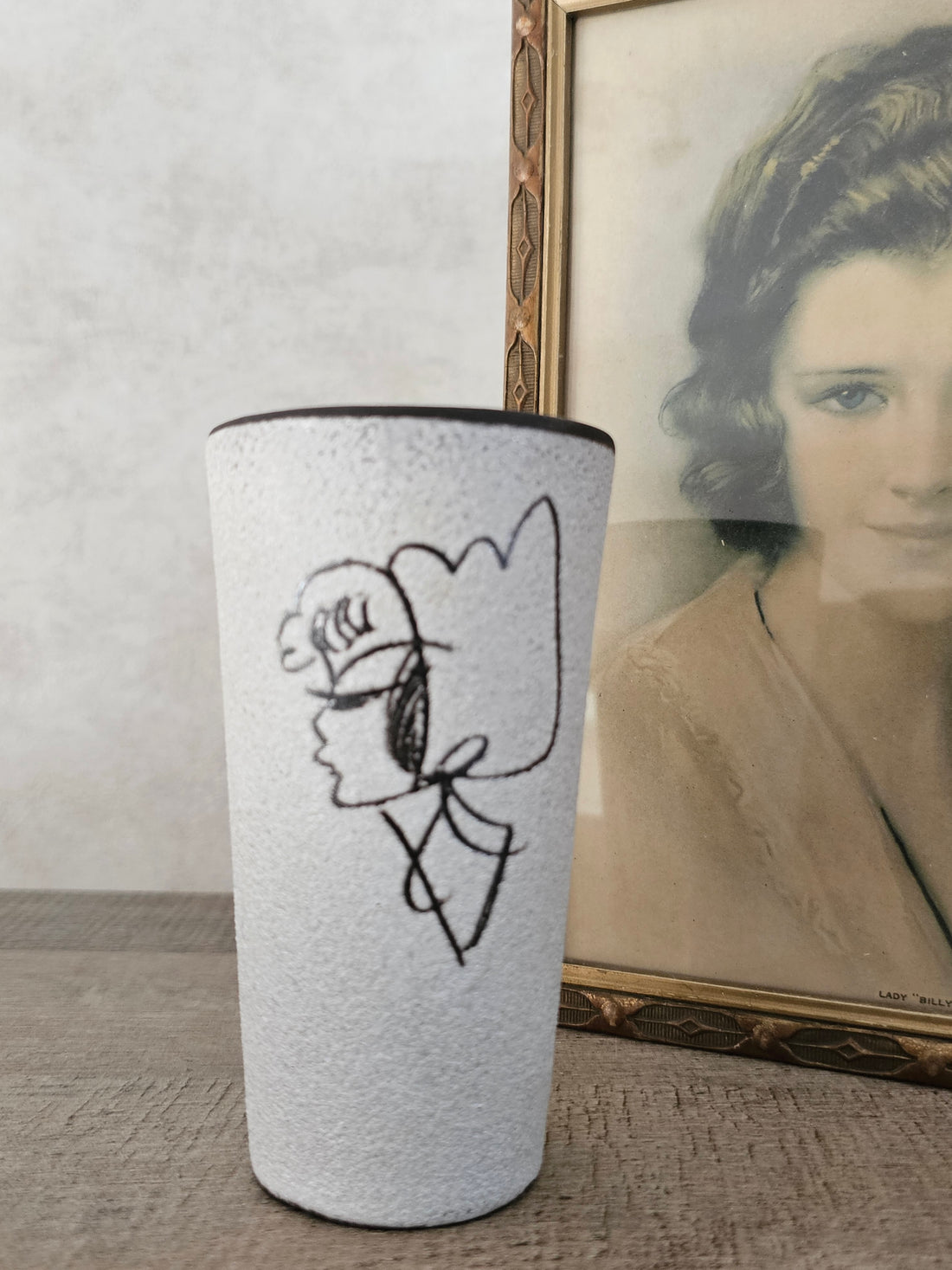 Vintage vaasje van Aalten (Couzijn & Pool) met vrouwenhoofd