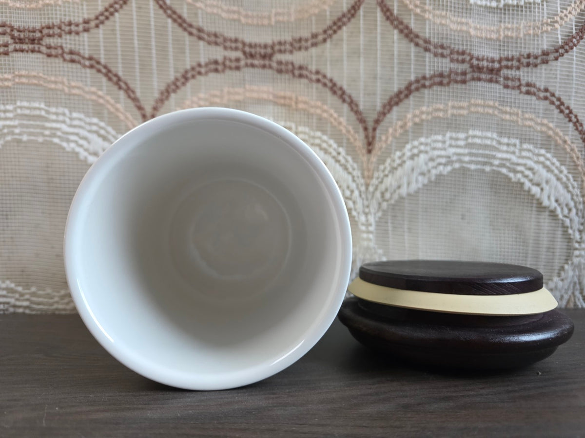 Binnenzijde van de Villeroy &amp; Boch Eden voorraadpot