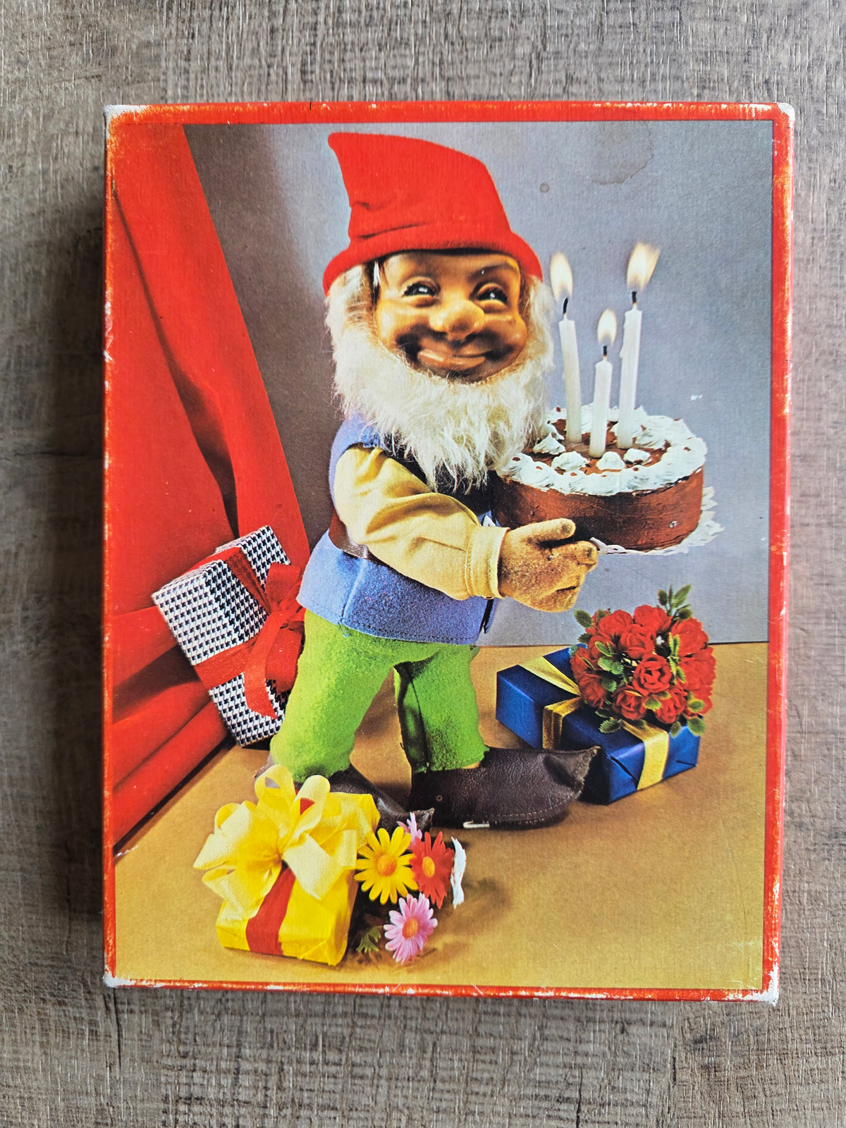 Vintage kabouter puzzel met taart 12 stukjes