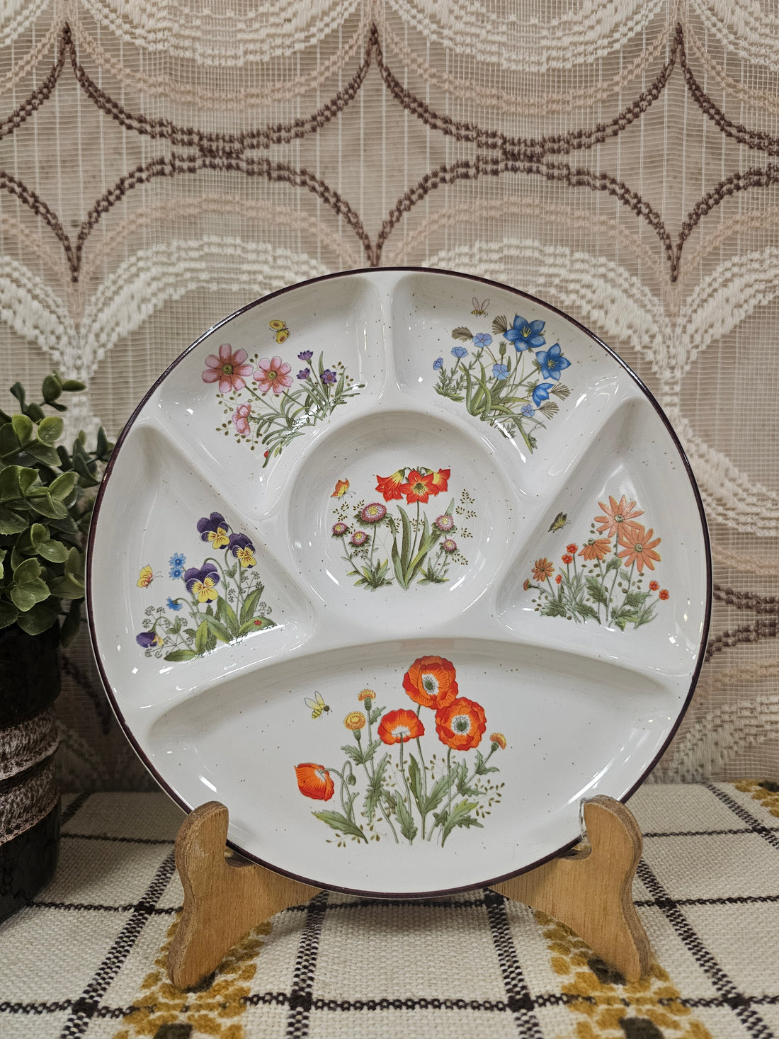 Wildflower fonduebord jaren ’70 met vakjes en bloemenmotief, 23 cm